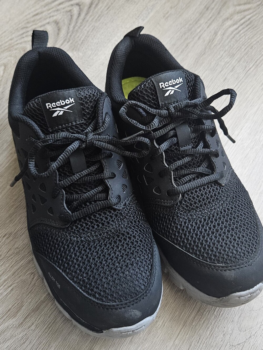 Reebok WorkSublite Cushion Alloy-Toe Athletic Work Shoe